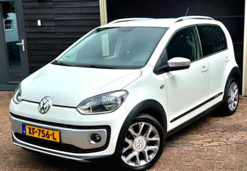 Volkswagen Cross Up! 1.0 55KW/75PK 5-DRS 2014 Wit/Inruil mog beschikbaar voor biedingen
