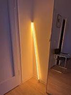 Hay Neon Tube 120cm - Perfecte Staat, Huis en Inrichting, Lampen | Vloerlampen, Ophalen, 100 tot 150 cm, Zo goed als nieuw, Modern