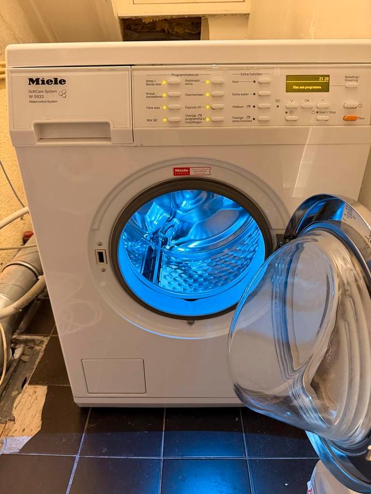 Miele W5933 Wasmachine - Betrouwbaar en Efficiënt, Witgoed en Apparatuur, Wasmachines, Gebruikt, Voorlader, 4 tot 6 kg, 85 tot 90 cm