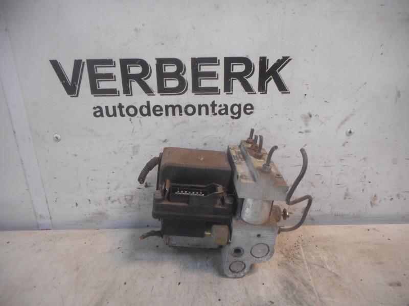 Abs Pomp Opel Calibra (1989-08/1996-12) 0265208011, Auto-onderdelen, Remmen en Aandrijving, Opel, Gebruikt