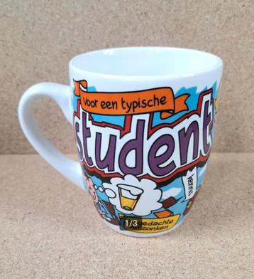 Studentenmok Voor Een Typische Of Echte Student Mok Beker. beschikbaar voor biedingen