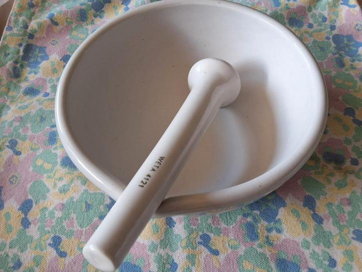 Vintage Porseleinen Vijzels met Stamper, Huis en Inrichting, Keuken | Keukenbenodigdheden, Zo goed als nieuw, Ophalen of Verzenden