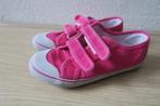 Gym schoenen canvas donker roze maat 34 ZGAN, Meisje, Ophalen of Verzenden, Zo goed als nieuw, Chicane