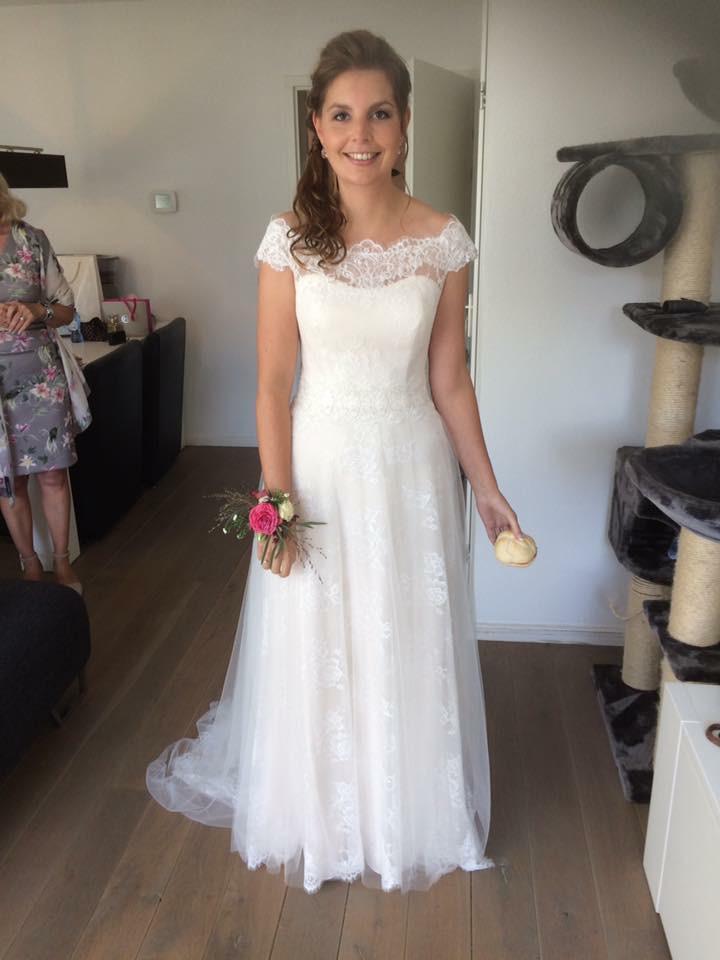 Ladybird trouwjurk als nieuw maat 34/36, Kleding | Dames, Trouwkleding en Trouwaccessoires, Zo goed als nieuw, Trouwjurk, Wit