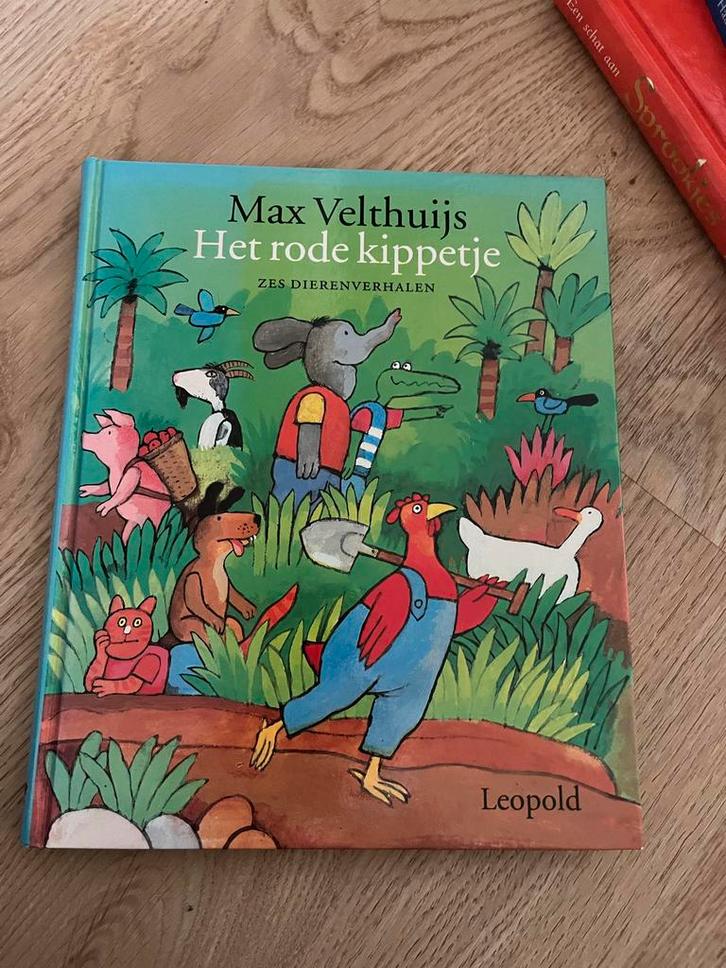 Het rode kippetje - Max Velthuijs, Boeken, Kinderboeken | Jeugd | onder 10 jaar, Zo goed als nieuw, Sprookjes, Ophalen of Verzenden