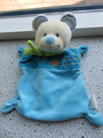 Knuffeldoek blauwe beer beertje merk Nicotoy groene sjaal beschikbaar voor biedingen