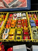 2 koffers matchbox autotjes, Hobby en Vrije tijd, Overige merken, Gebruikt, 1:50 of kleiner, Auto