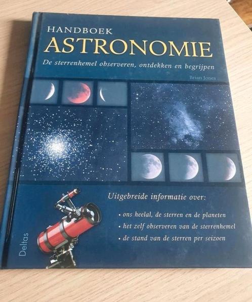 B. Jones - Handboek astronomie, Boeken, Esoterie en Spiritualiteit, Zo goed als nieuw, Overige typen, Spiritualiteit algemeen