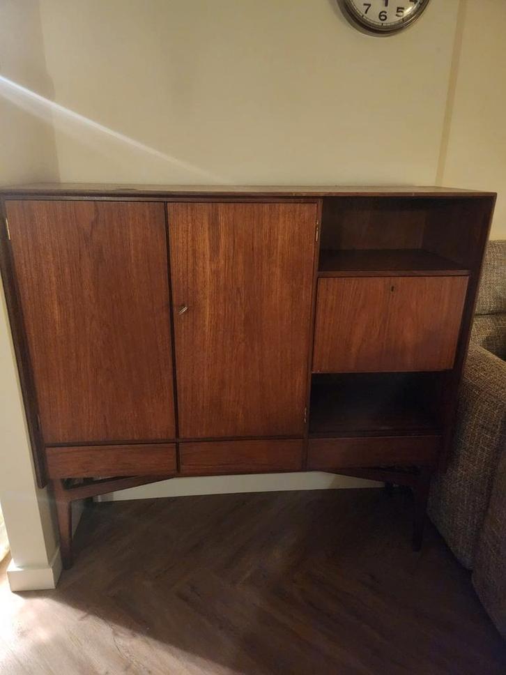 Vintage Deens Midcentury highboard 1960, Huis en Inrichting, Kasten | Buffetkasten, Gebruikt, 100 tot 150 cm, 100 tot 150 cm, 25 tot 50 cm