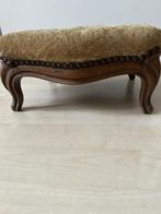 Klein, laag tafeltje, barok gestoffeerd, €8, Huis en Inrichting, Tafels | Bijzettafels, Ophalen, Minder dan 45 cm, Minder dan 55 cm