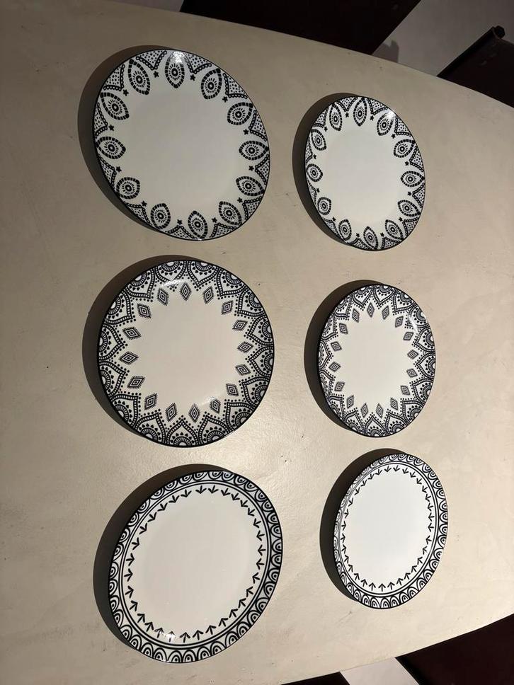 6 Zwart Wit Borden met Patroon, Huis en Inrichting, Keuken | Servies, Nieuw, Bord(en), Overige stijlen, Keramiek, Ophalen of Verzenden