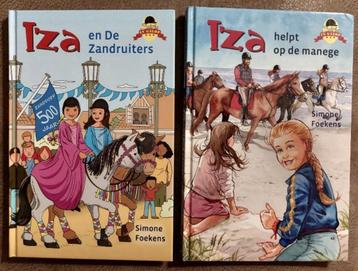 Simone Foekens: Iza en de zandruiters/Iza helpt op de manege beschikbaar voor biedingen