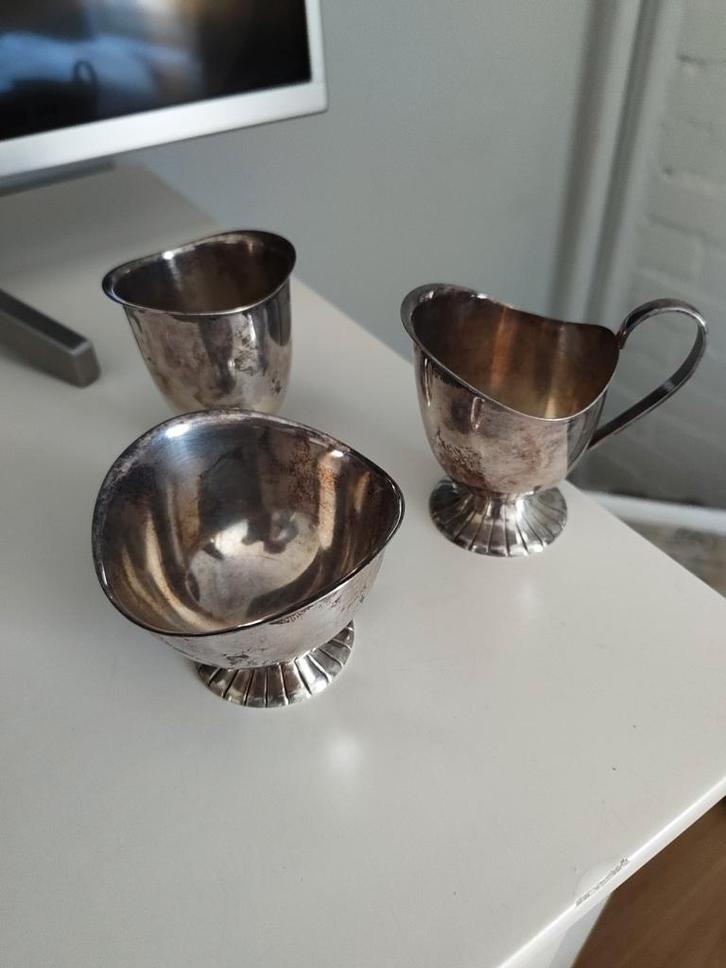 Verzilverd DE roomstel Suikerpot, Melkkan, Schaal, Antiek en Kunst, Antiek | Goud en Zilver, Zilver, Ophalen of Verzenden