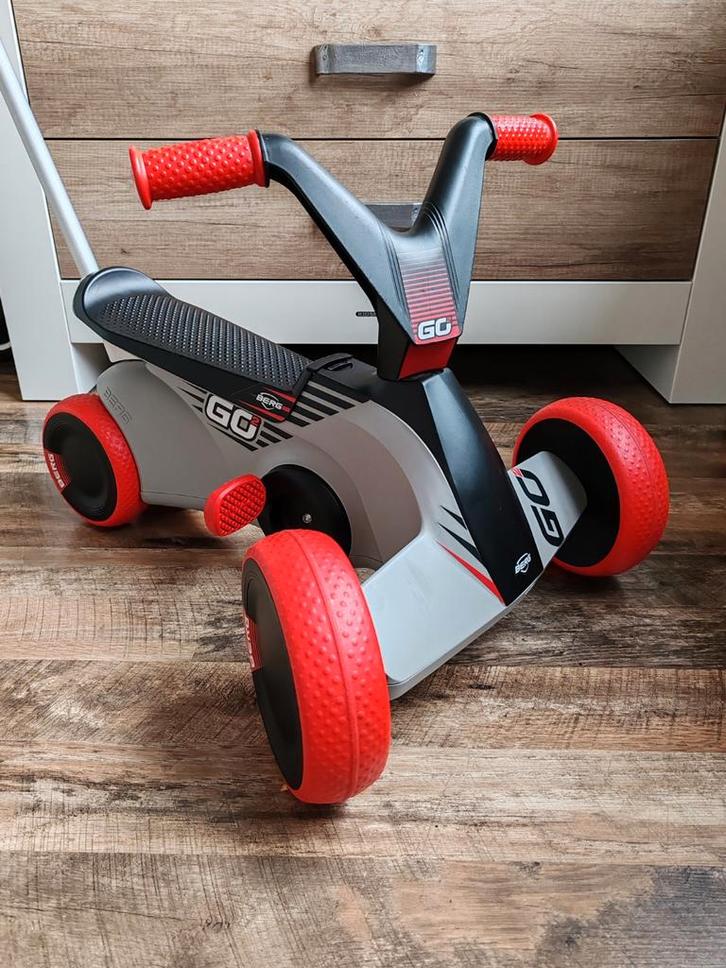 Berg GO2 Sparx red loopfiets, Kinderen en Baby's, Speelgoed | Buiten | Skelters, Zo goed als nieuw, Berg, Ophalen