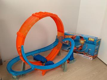 Hot Wheels racebaan beschikbaar voor biedingen