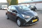 Toyota Aygo 1.0 VVT-i x-fun airco, Voorwielaandrijving, Gebruikt, Euro 6, 4 stoelen
