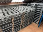 Metalen pallets 112x96 cm. 29 stuks, Ophalen, Q, Q, Zo goed als nieuw