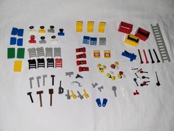 Lego onderdelen beschikbaar voor biedingen