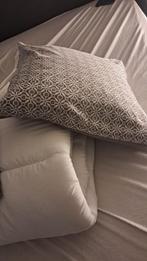 Duvet (white) and two pillows with covers, Ophalen, Wit, Tweepersoons, Deken of Dekbed