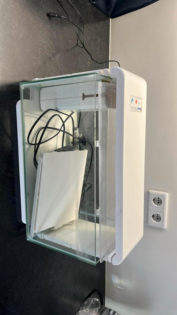 Mooi Aquarium SuperFish Home 25 met extras, Dieren en Toebehoren, Vissen | Aquaria en Toebehoren, Zo goed als nieuw, Leeg aquarium