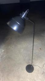 Vloerlamp zwart, Huis en Inrichting, Lampen | Vloerlampen, Ophalen of Verzenden, Zo goed als nieuw, 150 tot 200 cm
