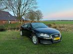 Audi A3 1.6 75KW Cabrio 2008 Zwart, Auto's, Audi, Stof, 4 cilinders, 4 stoelen, Zwart