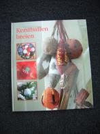Nieuwstaat: Kerstballen breien - Carice van Zijlen, Hobby en Vrije tijd, Breien en Haken, Ophalen of Verzenden, Zo goed als nieuw