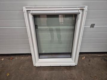 Velux dakraam GGU Mk04 0070   78x98 incl gootstukken  beschikbaar voor biedingen