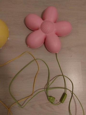 Kinderlampen IKEA - twee - roze bloem - blauwe ster beschikbaar voor biedingen