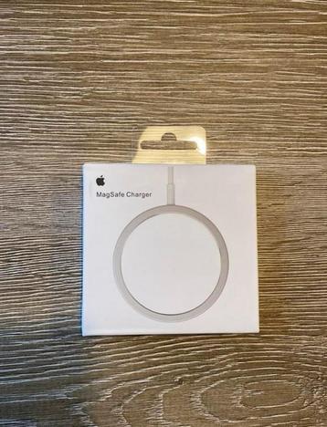 Apple MagSafe oplader! beschikbaar voor biedingen