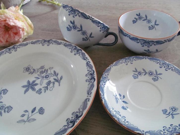 Rorstrand Sweden 1 Ontbijt Bord + 2 Kopppen + 1 Schotel, Huis en Inrichting, Keuken | Servies, Zo goed als nieuw, Bord(en), Overige stijlen