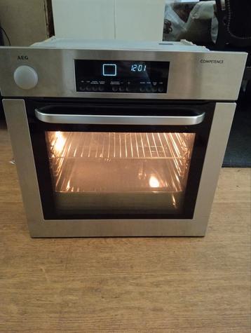 Aeg inbouw oven+stoom functie A+++ energie zuinig zie foto,s beschikbaar voor biedingen