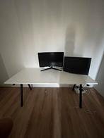 Mooie bureau IKEA inclusief burea stoel IKEA, Ophalen