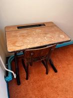 Lessenaar met stoel voor kinderen, Kinderen en Baby's, Kinderkamer | Tafels en Stoelen, Ophalen, Gebruikt, Tafel(s) en Stoel(en)
