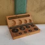 Gewichten weegschaal origineel set met kistje 2 tot 100 gram, Ophalen of Verzenden