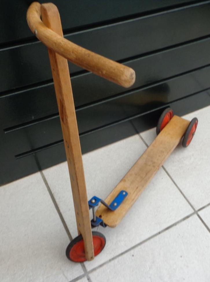 Vintage HADEE houten step 3 wieltjes, Kinderen en Baby's, Speelgoed | Houten speelgoed, Gebruikt, Rij- of Hobbelspeelgoed, Ophalen