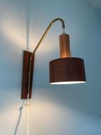 Vintage wandlamp hout/messing/koper, jaren 60/70 Mid-Century, Ophalen of Verzenden, Gebruikt, Hout