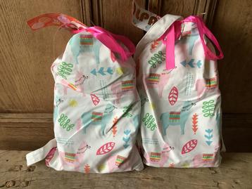 Nieuw cadeau rugtas Bomb Cosmetics ALPACA beschikbaar voor biedingen