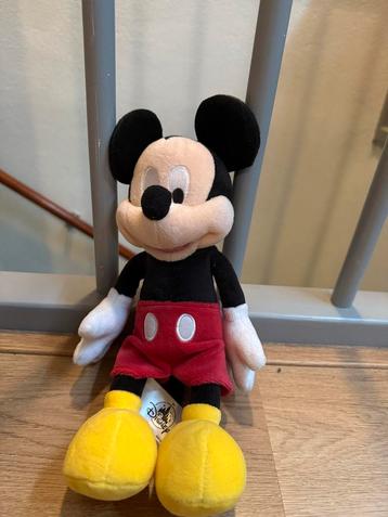 Mickey Mouse Knuffel - Disneyland Parijs beschikbaar voor biedingen