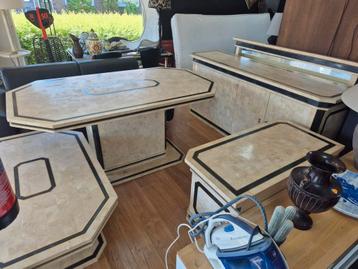 Tekoop manhatten meubel set  beschikbaar voor biedingen