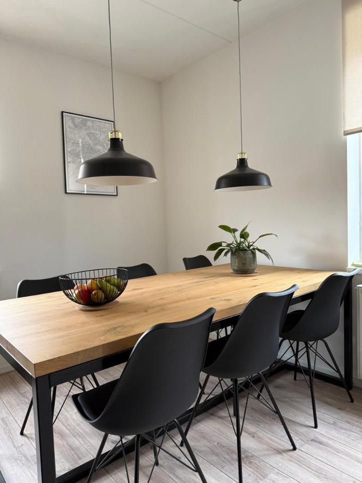 Eetkamer tafel (evt. met tv meubel, stoelen, lampen), Huis en Inrichting, Complete eetkamers, Zo goed als nieuw, 4 tot 6 stoelen