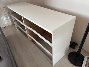 Ikea Malm ladenkast beschikbaar voor biedingen