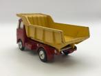 Corgi Toys 64G E.R.F. Model rood+geel -GOED- M8, Gebruikt, Auto, Corgi, Ophalen of Verzenden