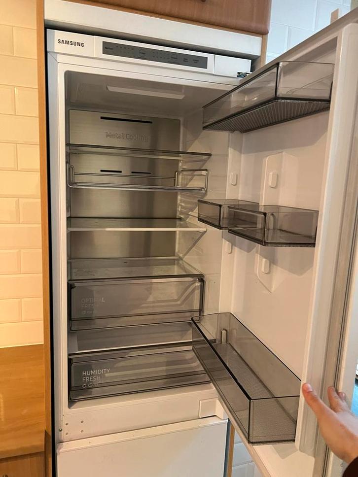 Samsung Inbouw Koel-Vriescombinatie, Witgoed en Apparatuur, Koelkasten en IJskasten, Gebruikt, Met vriesvak, 200 liter of meer