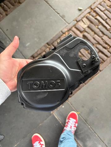 tomos kap beschikbaar voor biedingen