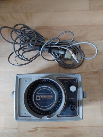 Vintage Dieptemeter met Transducer voor boot beschikbaar voor biedingen