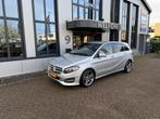 Mercedes-benz B-KLASSE B200 Automaat 156PK Leder, Navi, AMG-, Auto's, 1325 kg, Gebruikt, 4 cilinders, 157 pk
