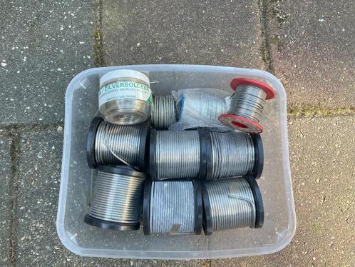 Diverse rollen soldeerdraad/soldeertin, Doe-het-zelf en Verbouw, Metalen, Nieuw, Lood, Ophalen