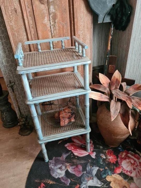 Brocante kastje., Antiek en Kunst, Curiosa en Brocante, Ophalen of Verzenden