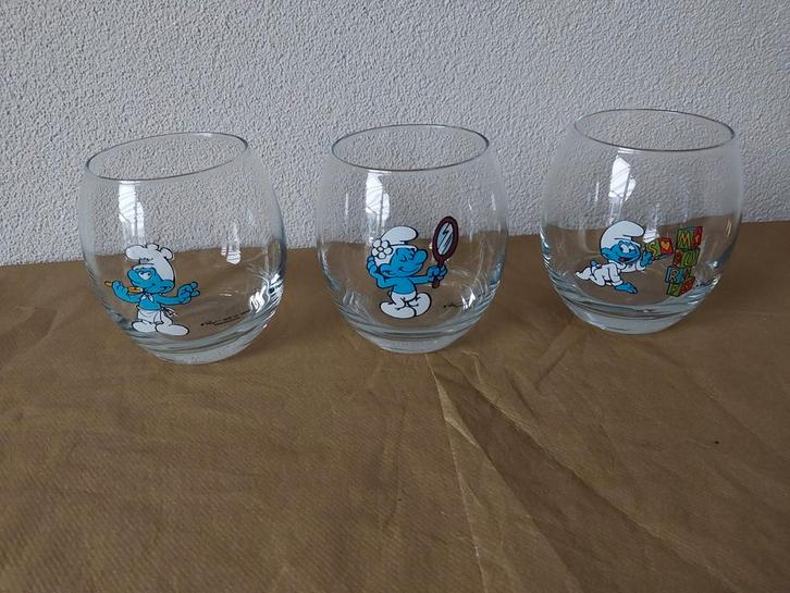 Set van 3 Smurfen glazen - Peyo 2018, Verzamelen, Smurfen, Gebruikt, Gebruiksvoorwerp, Verschillende Smurfen, Ophalen of Verzenden